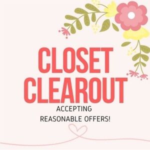 Do not purchase this ad! Closet Clearout Sign